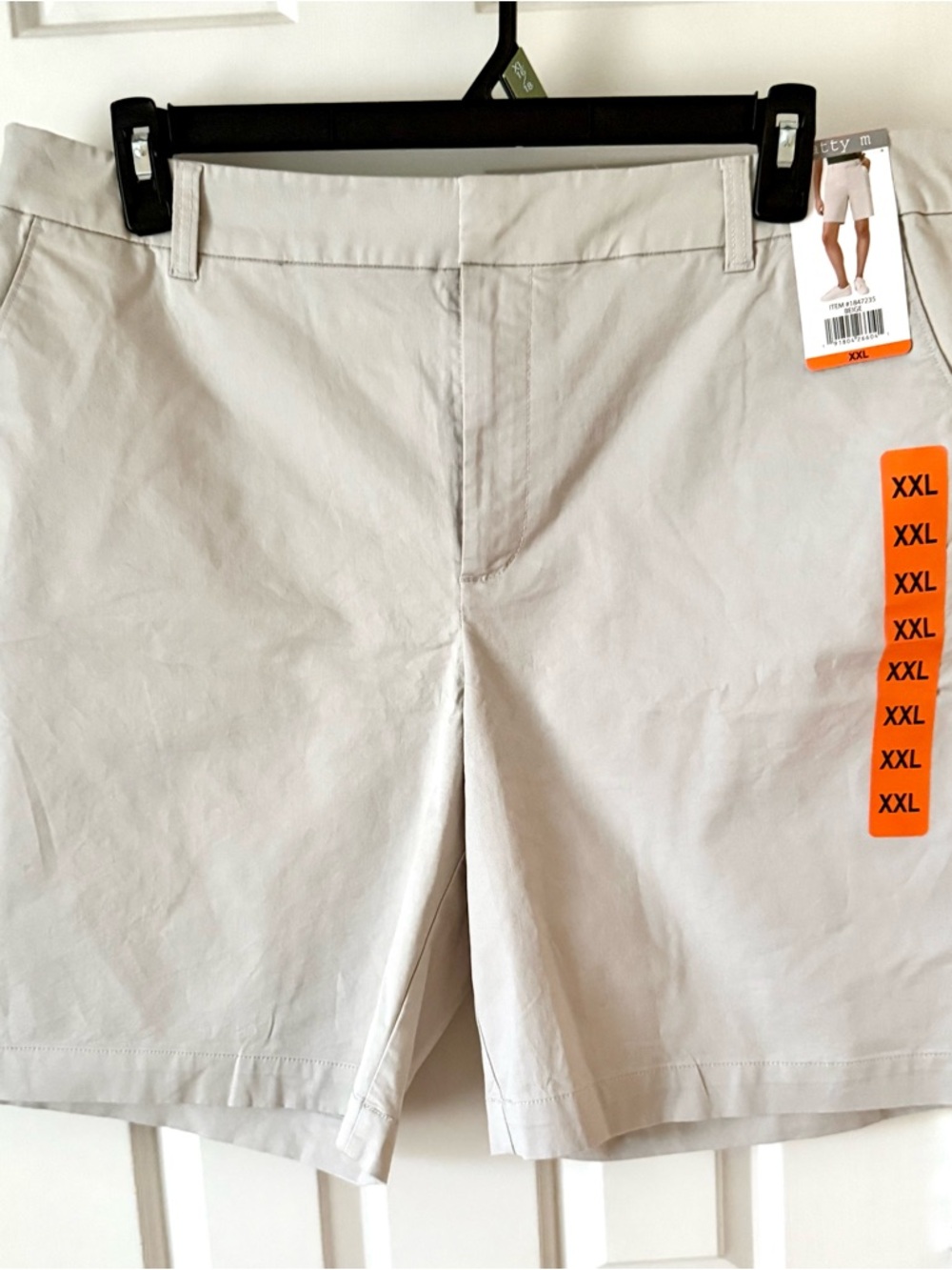 Matty M Light Cream Flat-Front women’s High Shorts. XXL